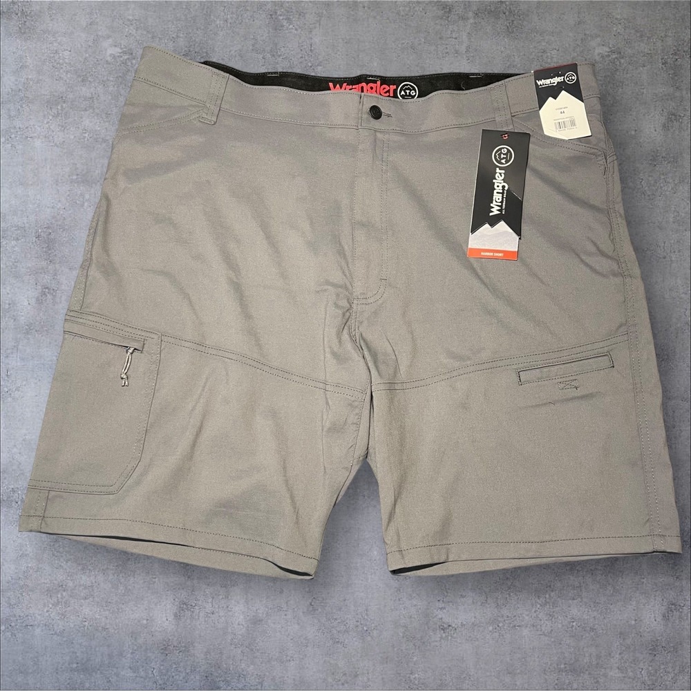 Wrangler ATG FAST DRY Cargo Shorts MENS 44W x 9in GRAY OUTDOORS WORK Stretch NWT